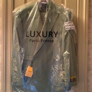 BRAND NEW 3 Piece Sage Green Suit Jacket, Vest and Pants 50 Regular Jacket 45 Re